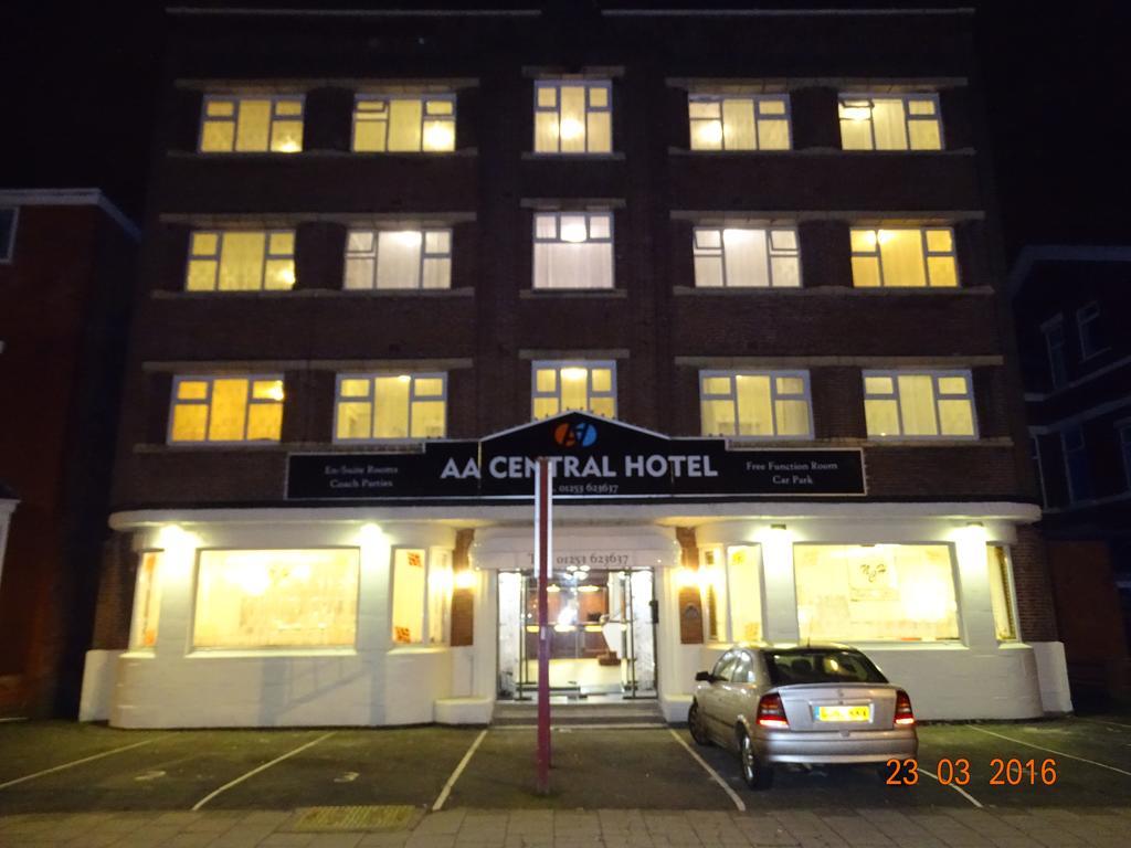 Aa Central Hotel 黑潭 外观 照片